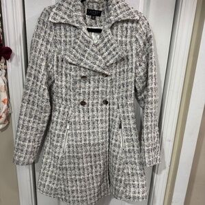 NWOT Laundry By Shelli Segal women skirted coat size small